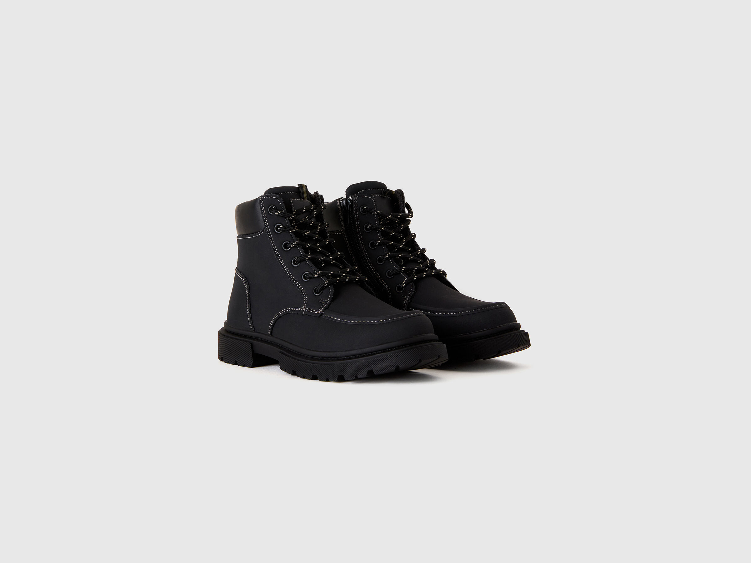 BOOT Niño image number 2